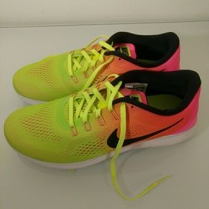 Nike Free RN Running Shoe OC